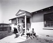 Photograph of the East Palo Alto Branch of the San Mateo County Free Library