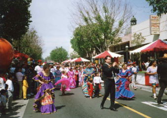 Raices de Mexico Performing at the Hispanos Unidos Celebration
